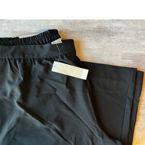 Chicos Black Wide Leg Crop Pull on Pants Women's Size 2 or‎ 12 elastic waist NWT